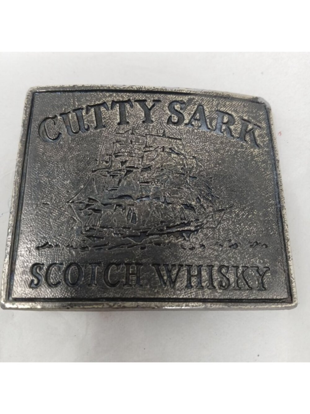 Belt Buckle Cutty Sark Scotch Whisky Vintage Metal #J-12 - Picture 3 of 9